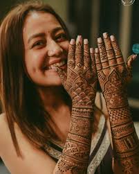 Pin By Annu Sahani On Annu In 2020 Engagement Mehndi Designs Mehndi Designs For Girls Dulhan Mehndi Designs