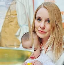 Hello beautiful people, I'm thinking to move to Sardinia, I have 2 kids, do  you happen to know if there is any homeschooling community in the island?  I'm really concern about schools