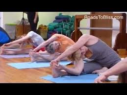 Parivrtta Janu Sirsasana With Lois Steinberg Ph D Certified Iyengar Yoga Teacher Advanced 2 Iyengar Yoga Iyengar Yoga Asanas