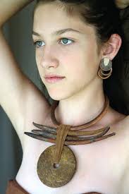 Dawn Wain's Instagram, Twitter & Facebook