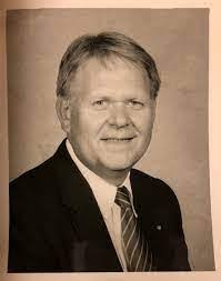 Reginald Higgins's Instagram, Twitter & Facebook