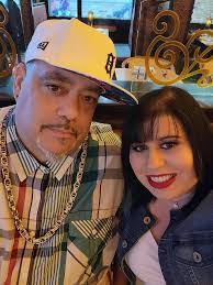 Elton Potts's Instagram, Twitter & Facebook