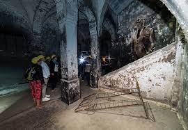 The beelitzer heilstätten were sanatoriums for people with lung diseases in the early 20th century. Taschenlampenfuhrungen Baum Und Zeit