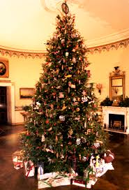 Imdb, the world's most popular and authoritative source for movie, tv and celebrity content. A Very Special Make It Work Christmas Story Pieces Of History