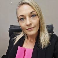 80+ perfiles de «Nicolette»