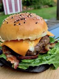 Brioche Burger Buns Burgerbrotchen Kochtheke Rezept Burger Brotchen Burger Brotchen Rezept Lecker Burger