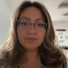 Estela Griffith's Instagram, Twitter & Facebook