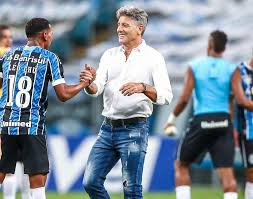 Renato gaucho, head coach of gremio looks on. Com Suspeita De Covid 19 Renato Gaucho Desfalca Gremio Na Libertadores Superesportes