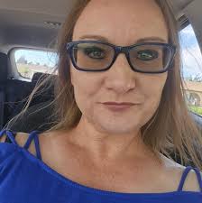 Why don't I get my badge under my name?