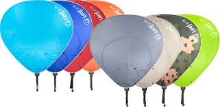 Moi je voudrais bien faire un livre pour expliquer comment planter correctement son parasol pour ne pas qu'il s'envole , on ferait beaucoup d'économie. Bie7olz0akaasm