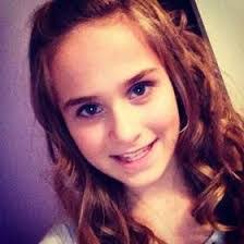 Kendall Russell's Instagram, Twitter & Facebook