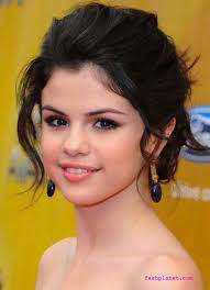Selena Gomez Hair Styles 2013 Selena Gomez Hair Selena Gomez Cute Hair Styles