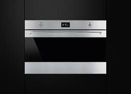 May 13, 2021 · a cast iron cocotte, or dutch oven, is a kitchen staple, and if you have an aspiring home chef in your life, she's going to want one of these trusty cookware pieces from staub. Ovens Smeg