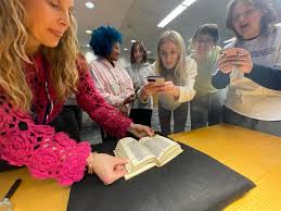 Artist Emily Moores will be giving a Visiting Artist talk in the Ceramics  and Sculpture building