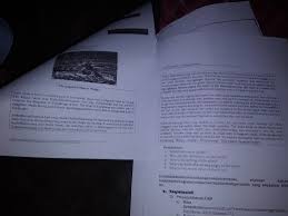The simple tale tells the story of a child, the little prince, who travels the universe gaining wisdom. 1 What Is Thw Story About 2 Who Are The Characters On The Story 3 How Is The Setting Of The Brainly Co Id