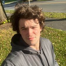 Review of Frozen Detroit-Style Pizza