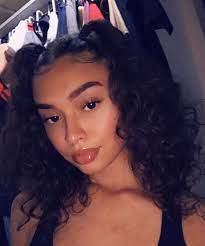 Pin By Mylov3rr On A Whole Lotta Girly Sh Aesthetic Hair Baddie Hairstyles Cute Curly Hairstyles