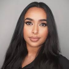 Adriana Acosta, Real Estate Agent