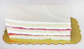 The following table is based on the average kroger cake pricing. Kroger Bakery Strawberry Shortcake 22 Oz