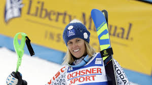 She attempted to comeback without surgery on her acl, but found that her knee could not support the intensity of world cup racing and missed the 2014 games. Veronika Velez Zuzulova Uverejnila Fotografiu Z Minulosti Spoznavate Dievcatko Po Jej Boku Novy Cas