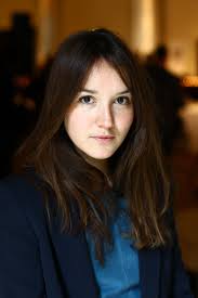 Anaïs demoustier is so cute that it hurts my soul. Elle Lapointe Seraph Wiki Fandom