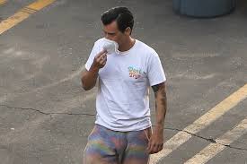 Magical, meaningful items you can't find anywhere else. Harry Styles S New Short Hair Has Fans Screaming Teen Vogue
