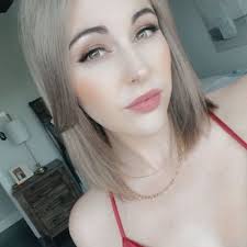 Sarah Lever (@SarahLever1)