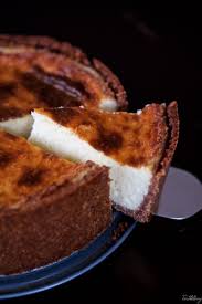 Flan Patissier A La Vanille Chocolat Blanc Et Noix De Coco Avec Fond Biscuite Patissiere Flan Patissier Dessert