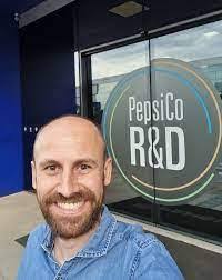 Carl Venson's Instagram, Twitter & Facebook