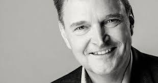 Michael Paasch's Instagram, Twitter & Facebook