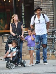 But her personal life is a lot more relaxed, and she enjoys a happy marriage with husband chris ivery. Grey S Anatomy Actress Ellen Pompeo 47 Welcomes A Third Child Ellen Pompeo And Chris Ivery Greys Anatomy Cast Meredith Grey