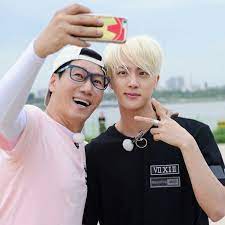 Running man 런닝맨 ep432 20160522 sbs bts and running man members have carrying boxes match with full of cheating! Army Base On Twitter Bts On Running Man Running Man Korean Running Man