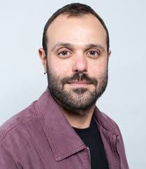 Curtis Renaud's Instagram, Twitter & Facebook