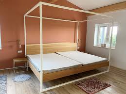 Die schweizerische marke steht für hochwertige, trendige sowie innovative möbel. N51e12 Himmelbett Betthimmel Loftbett Massivholzbett Eiche Stahlrahmen Stahlgestell Designbett Familienbett 02 N51e12 Design Manufacture