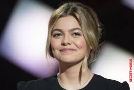 Share your videos with friends, family, and the world Louane Shortened And Totally Curly Hair She Is Transformed Her Vintage Cut From The 70s Creates The Buzz Secret Of Girls