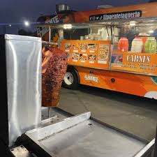 El Puente Taquería | Mexican Food Truck — Mexican restaurant food truck in Stockton, California