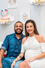 Veja mais ideias sobre projota frases, frases, musicas projota. Uma Tendencia Apaixonante O Rapper Projota E Sua Esposa A Digital Influencer Tamara Contro Estao Encantados Com O Quarto De Saia De Berco Quarto Quarto Bebe