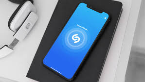 Discover songs & lyrics in seconds apk content rating is teen and can be downloaded and installed on android devices supporting 23 api and above. Shazam Musikerkennung Mit Neuem Look Benachrichtigungen Und Trend Charts Appgefahren De