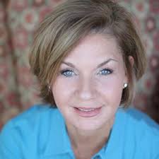 Michelle Lemmons's Instagram, Twitter & Facebook