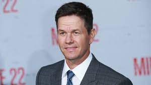 Mark wahlberg (born june 5, 1971) started his career as a rapper, marky mark, then modeled, and finally see more about mark wahlberg here. Z2nreymvi M3lm