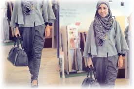 Thiora top · december 28, 2017 december 28, 2017. Sekretaris Ku Fashion Hijab Kantor Yang Simpel Sekretaris Ku