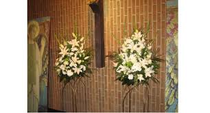 Desde el vestido hasta el lugar de la ceremonia, cada detalle ha de ser cuidado y preparado con todo mimo, incluidos los arreglos florales para boda. Decoracion Bodas Religiosas Allium Floristas