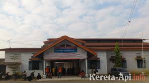 Jadwal kereta api solo gombong. Profil Dan Jadwal Kereta Api Di Stasiun Gombong Info Kereta Api