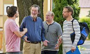 Obsazení hororu kytice horor česko, 2000, 81min uvidíte sedm vypjatých příběhů o touhách, posedlostech a sobectví. Kino Svet Dvur Kralove Nad Labem Manzel Na Hodinu