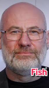 Derek William Dick: 66 Años de Música con Fish