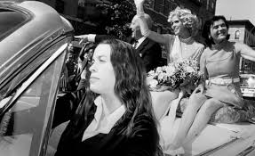 Alanis' greek name is a feminine version of her father's name, alan. Alanis Morissette Le Hit Hand In My Pocket S Affiche En 4k Rolling Stone