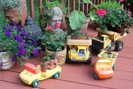 Maybe you would like to learn more about one of these? 10 Unusual And Upcycled Container Gardens Diy