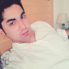 Listen to PYARAY AFZAL (JANY WO KASE LOG THY JINKY PYAR KO PYAR MILA) by  Ahmed Zubairi in Heartbeats♥ playlist online for free