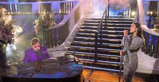 This time she has joined forces with music legend elton john and australian trio pnau for a collaborative new track, 'cold heart.' the song effortlessly blends. Dua Lipa Elton John Sing Bennie And The Jets Love Again Together At Oscars Watch Party Watch