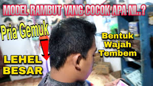 Umumnya, model buzz cut kerap dipakai oleh para anggota militer, karena gaya yang sesuai untuk kamu yang bosan dengan potongan rambut pria pendek dan ingin menggantinya menjadi lebih out of the box, man bun bisa. Model Rambut Ini Cocok Untuk Kepala Bulat Muka Tembem Pria Gemuk Potong Rambut Pria Keren 2021 Youtube